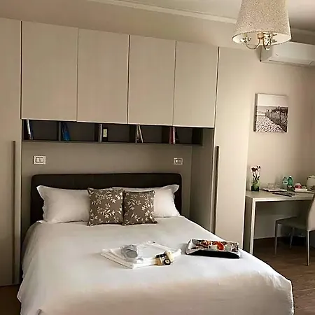 Oda ve Kahvaltı Paradiso Relais Messina
