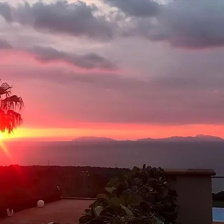 Paradiso Relais Bed & Breakfast Messina