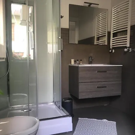 לינה וארוחת בוקר Paradiso Relais מסינה